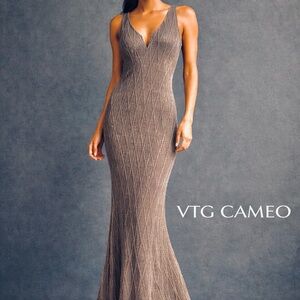 VTG Cameo Sleeveless Knit Maxi Dress Art Deco Bodycon Flare Hem Evening Size M